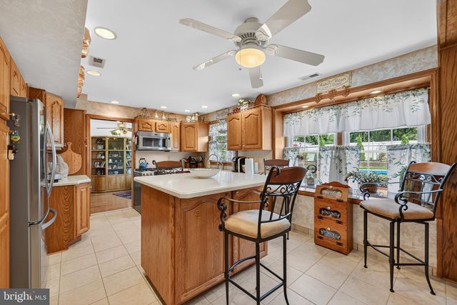 1 QUAY CIR, Sewell, NJ 08080