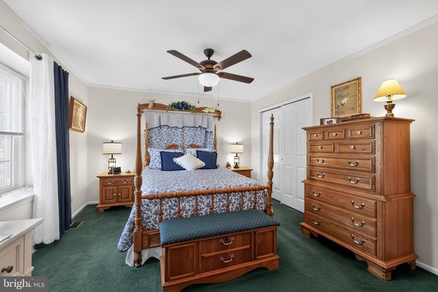 1 QUAY CIR, Sewell, NJ 08080