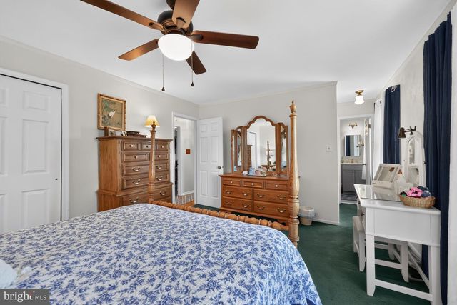 1 QUAY CIR, Sewell, NJ 08080