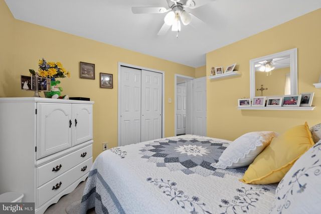 1 QUAY CIR, Sewell, NJ 08080