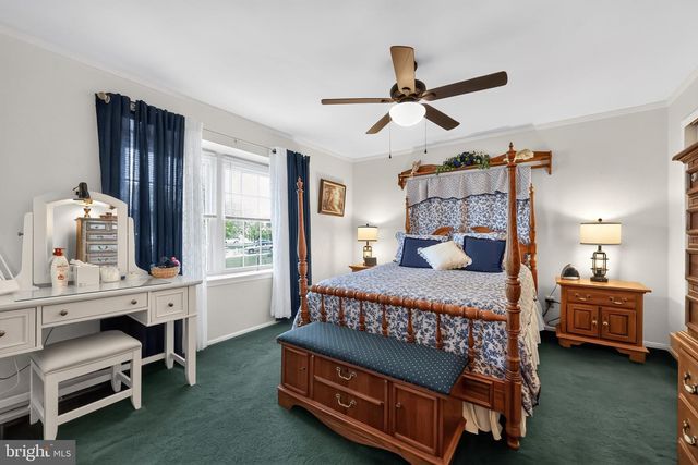 1 QUAY CIR, Sewell, NJ 08080