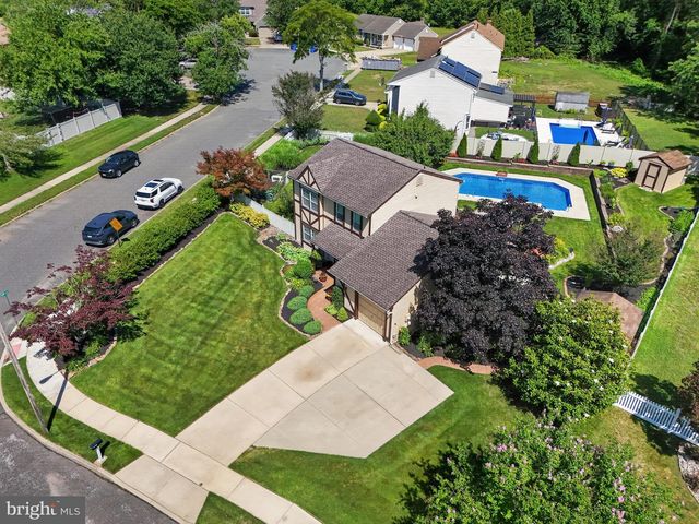 1 QUAY CIR, Sewell, NJ 08080