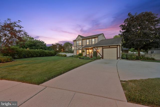 1 QUAY CIR, Sewell, NJ 08080