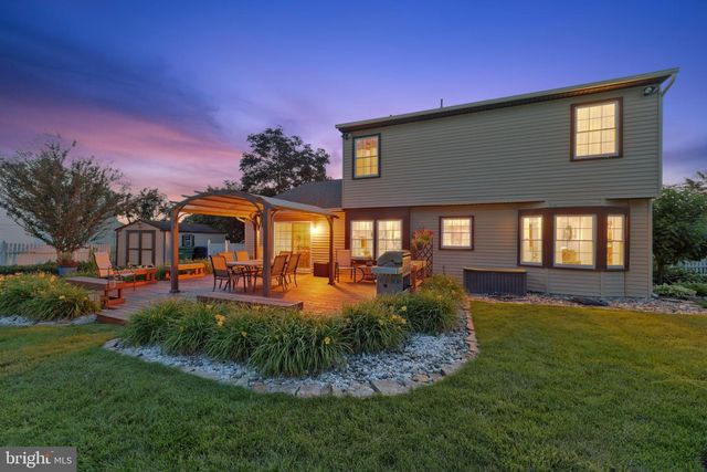 1 QUAY CIR, Sewell, NJ 08080