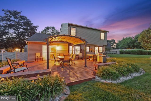 1 QUAY CIR, Sewell, NJ 08080