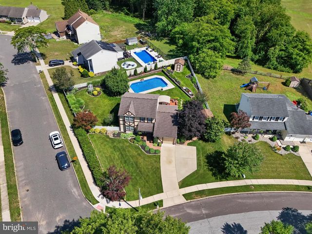 1 QUAY CIR, Sewell, NJ 08080