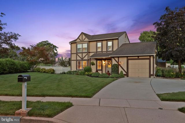 1 QUAY CIR, Sewell, NJ 08080