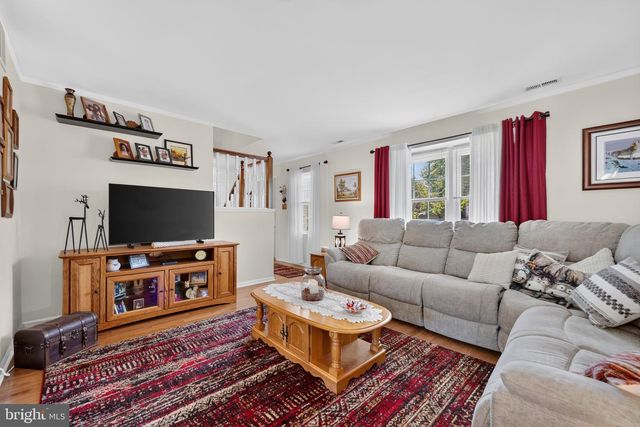 1 QUAY CIR, Sewell, NJ 08080