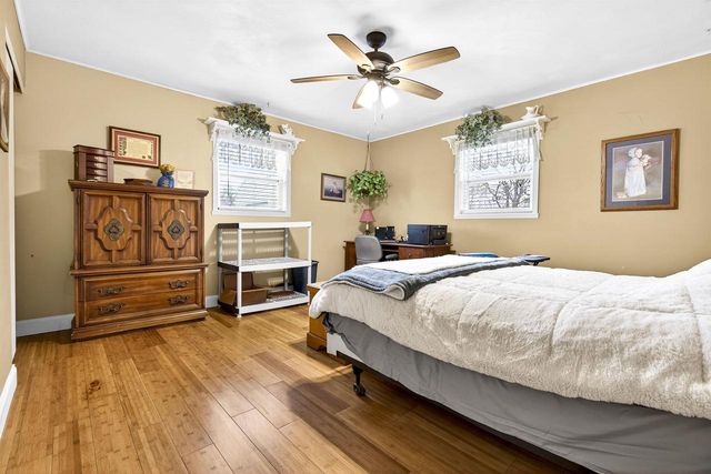 1128 E LAYTON AVENUE, Appleton, WI 54915