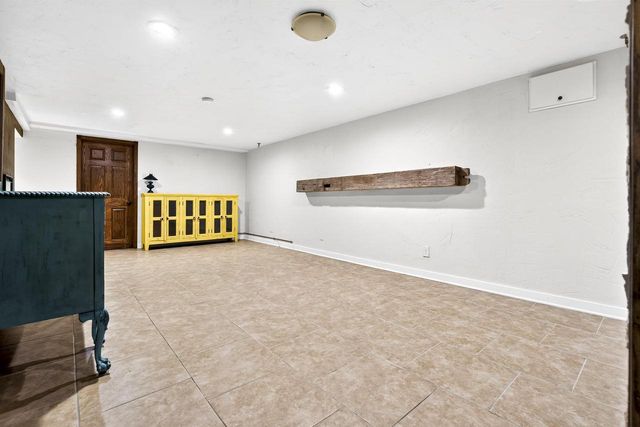 1128 E LAYTON AVENUE, Appleton, WI 54915