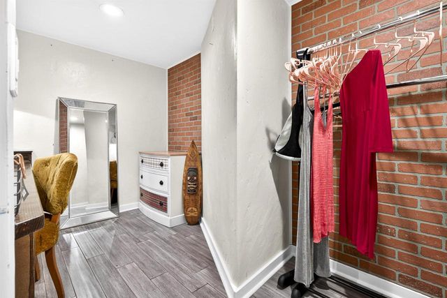 1128 E LAYTON AVENUE, Appleton, WI 54915