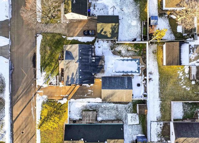 1128 E LAYTON AVENUE, Appleton, WI 54915