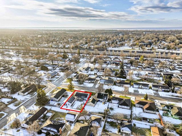 1128 E LAYTON AVENUE, Appleton, WI 54915