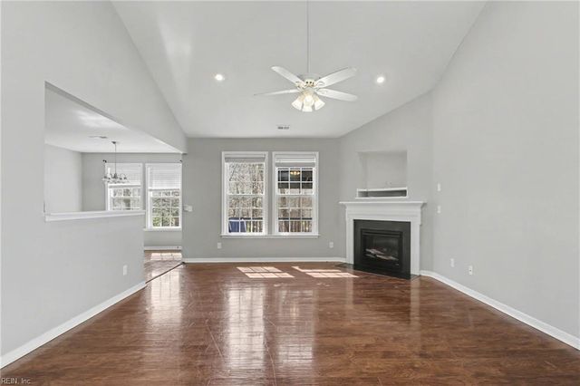 611 Queensbury LN, Williamsburg, VA 23185