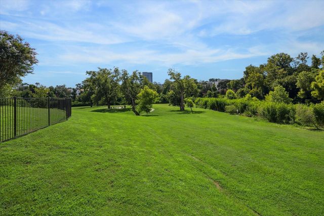 5353 Memorial Drive 2063, Houston, TX 77007