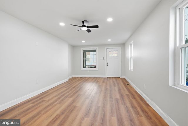 426 LOGAN ST, Bristol, PA 19007