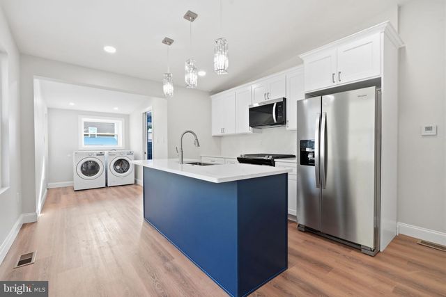 426 LOGAN ST, Bristol, PA 19007