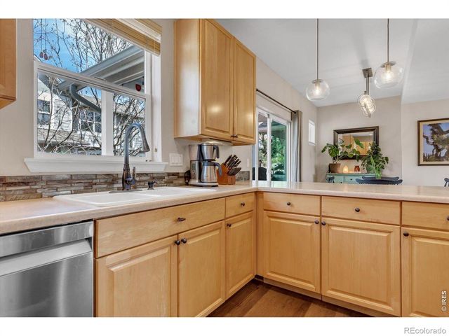 2276 Watersong Circle, Longmont, CO 80504