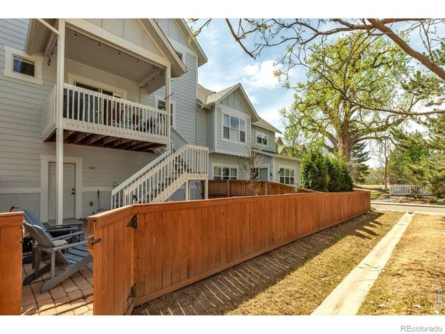 2276 Watersong Circle, Longmont, CO 80504
