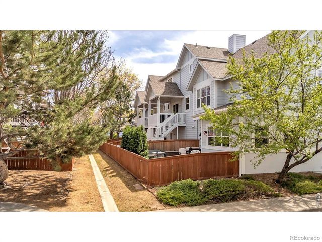2276 Watersong Circle, Longmont, CO 80504