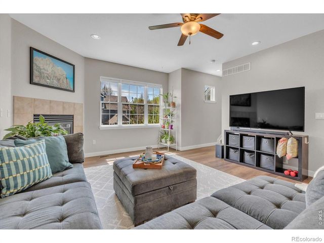 2276 Watersong Circle, Longmont, CO 80504