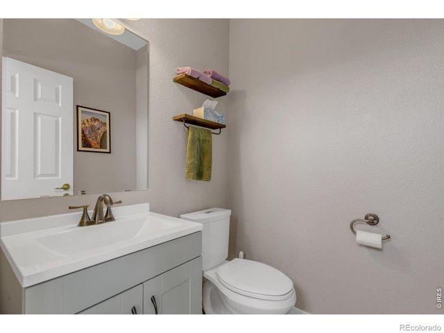2276 Watersong Circle, Longmont, CO 80504