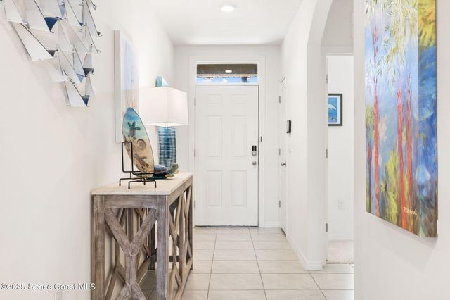 2083 Farmhouse Road SE, Palm Bay, FL 32909