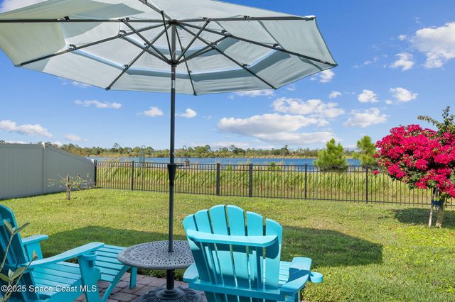 2083 Farmhouse Road SE, Palm Bay, FL 32909