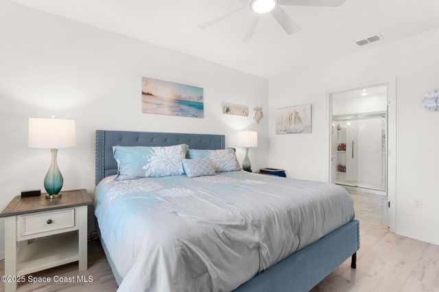 2083 Farmhouse Road SE, Palm Bay, FL 32909