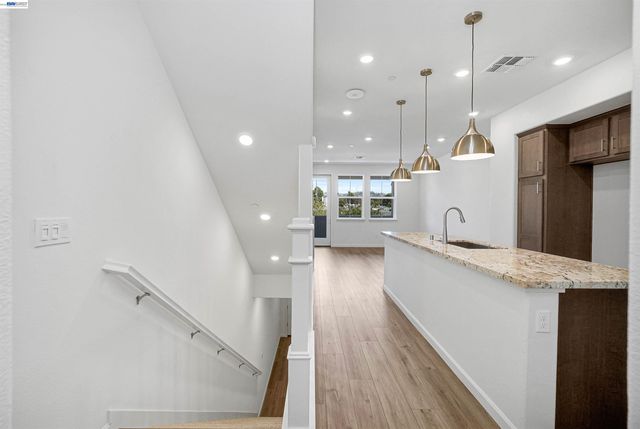 3832 Norbridge Ave, Castro Valley, CA 94546