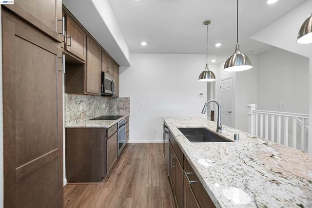 3832 Norbridge Ave, Castro Valley, CA 94546
