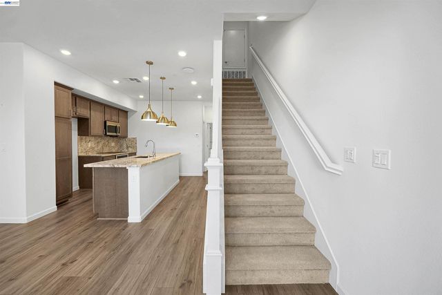 3832 Norbridge Ave, Castro Valley, CA 94546