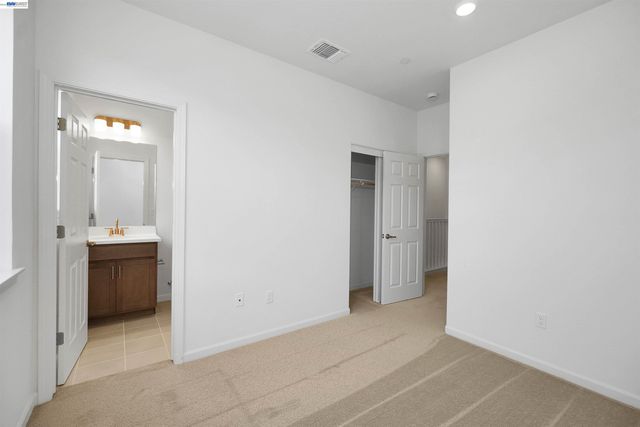 3832 Norbridge Ave, Castro Valley, CA 94546