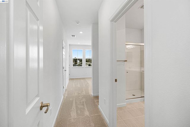 3832 Norbridge Ave, Castro Valley, CA 94546