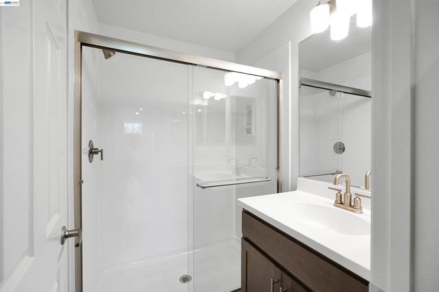 3832 Norbridge Ave, Castro Valley, CA 94546