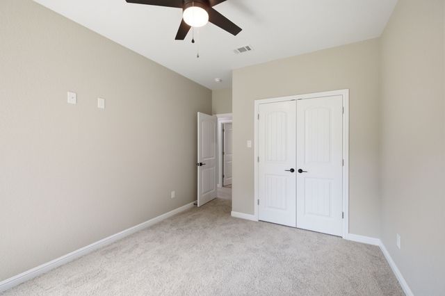 304 Evans Street, Cleburne, TX 76031