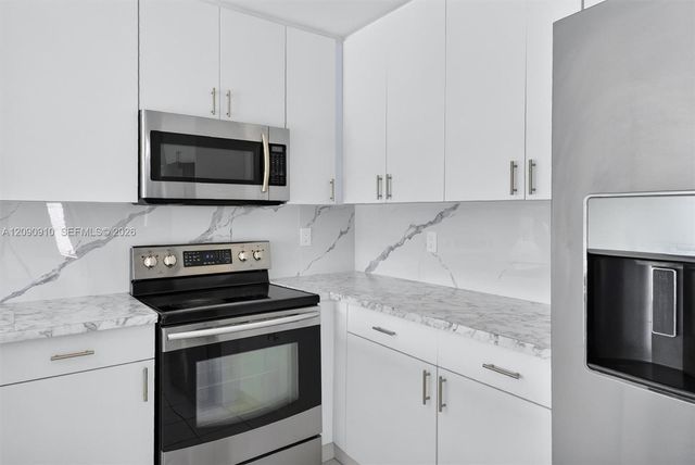 17172 SW 139th Place, Miami, FL 33177
