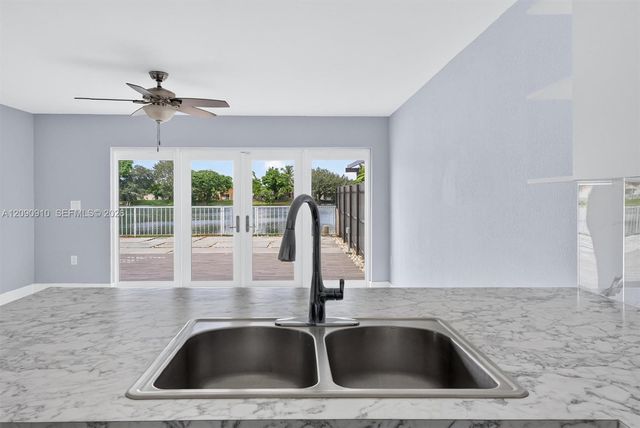 17172 SW 139th Place, Miami, FL 33177