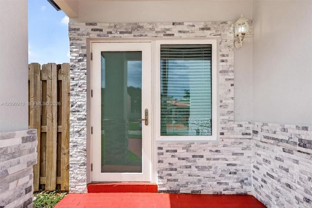 17172 SW 139th Place, Miami, FL 33177