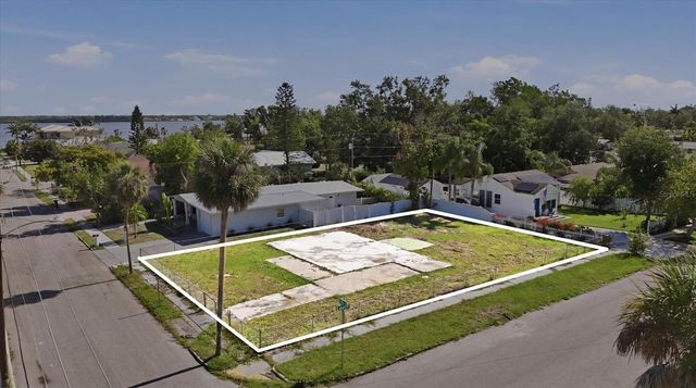 101 20TH STREET NE, Bradenton, FL 34208