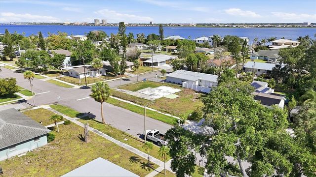 101 20TH STREET NE, Bradenton, FL 34208