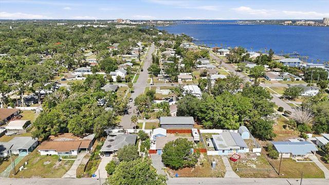 101 20TH STREET NE, Bradenton, FL 34208