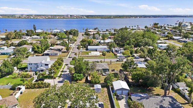 101 20TH STREET NE, Bradenton, FL 34208