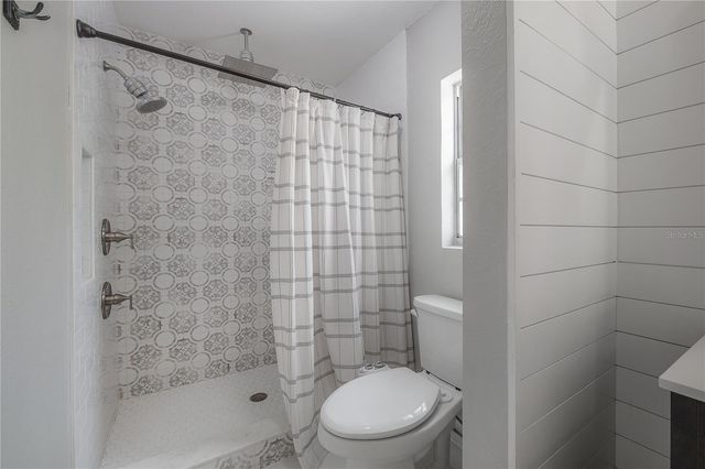 608 SUNSET LANE, Lutz, FL 33549