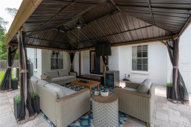 608 SUNSET LANE, Lutz, FL 33549