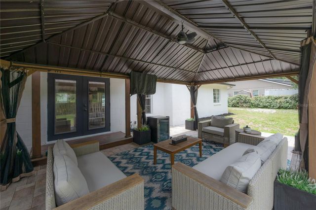 608 SUNSET LANE, Lutz, FL 33549