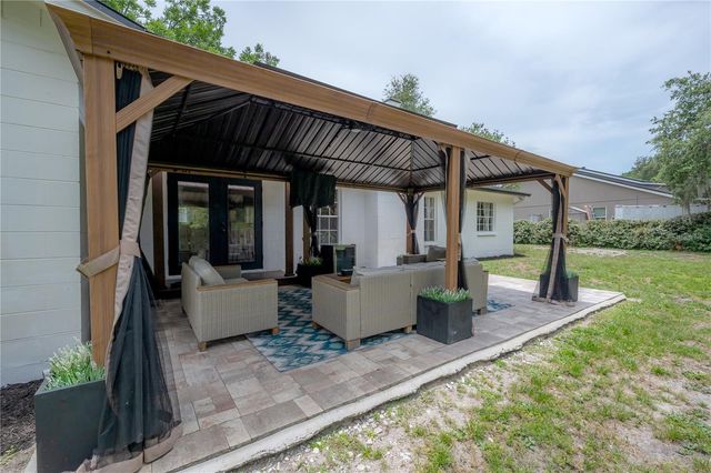 608 SUNSET LANE, Lutz, FL 33549