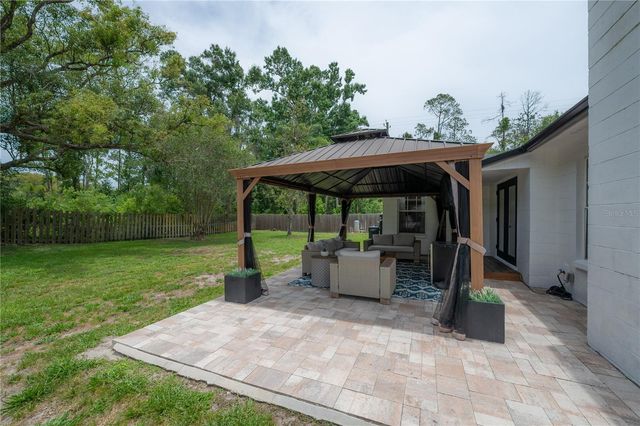 608 SUNSET LANE, Lutz, FL 33549