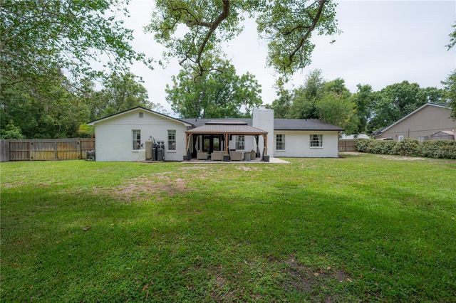 608 SUNSET LANE, Lutz, FL 33549