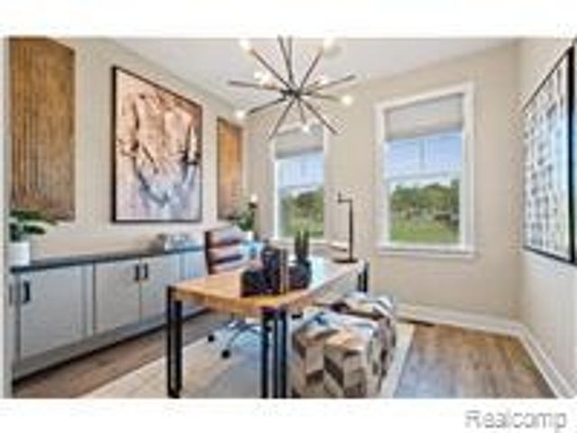 7635 Larchwood Drive, West Bloomfield, MI 48322